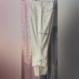 St. John’s Bay Cargo - Capri Pants | Size 20W